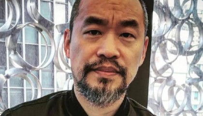 52岁男星赔了3.8亿！沉迷炒币不愿脱身，网友直言很难有好下场