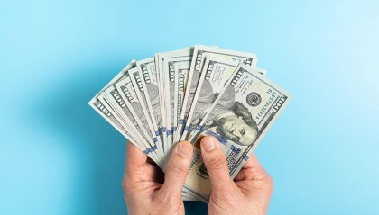 人民币兑美元最新走势：要换汇的看懂这三种价怎么选