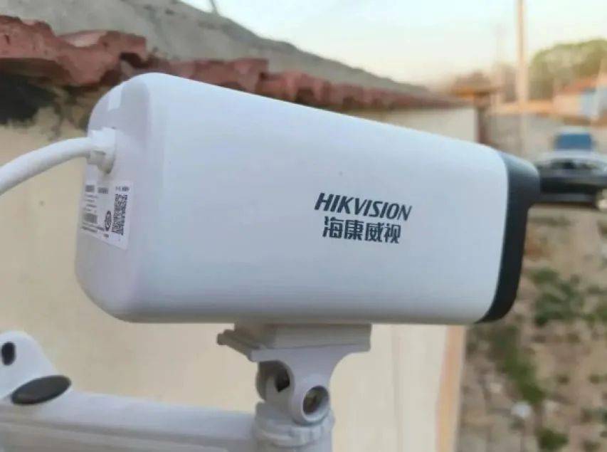 加拿大全面对付中国?加总理转头对华出手:加25%关税,中企必须卷铺盖走人!