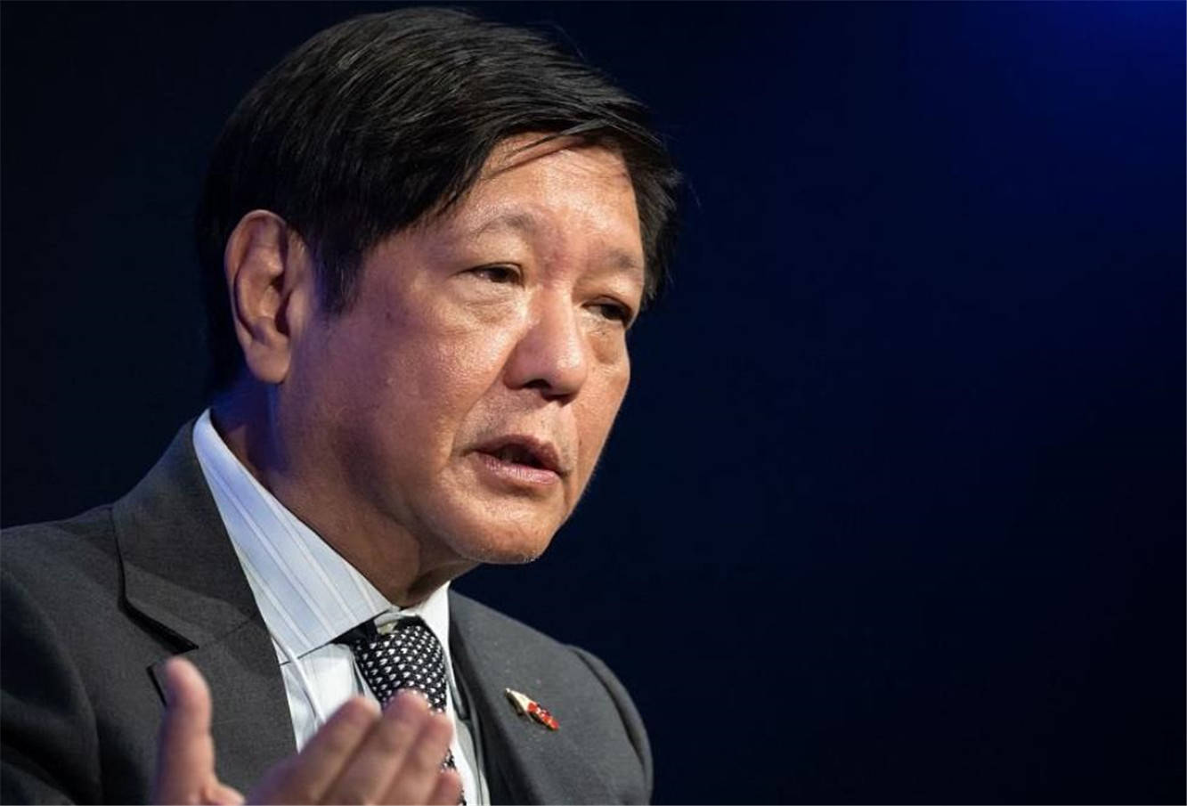 中菲关系质变，马科斯发出新战书，菲外交部反了，直接对华举白旗