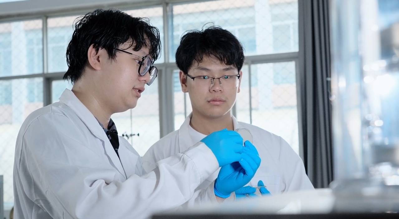 国产航空发动机涂层技术获突破 洛阳理工技术团队填补国内空白