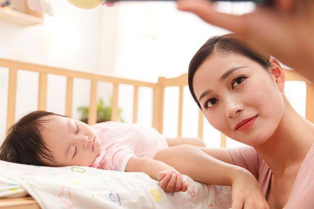 数万条母婴信息卖入摄影工作室 涉案人员最高获利30余万元