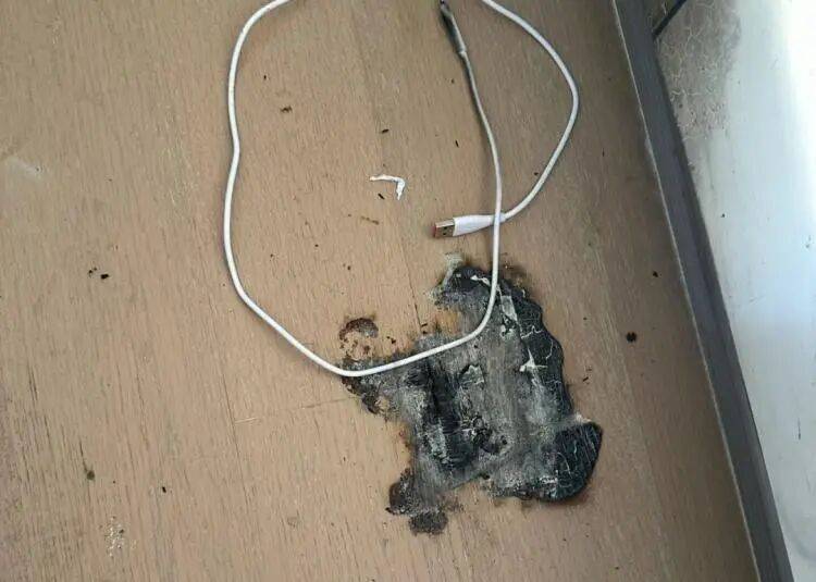 女子睡觉时,床上的它突然爆炸!紧急提醒