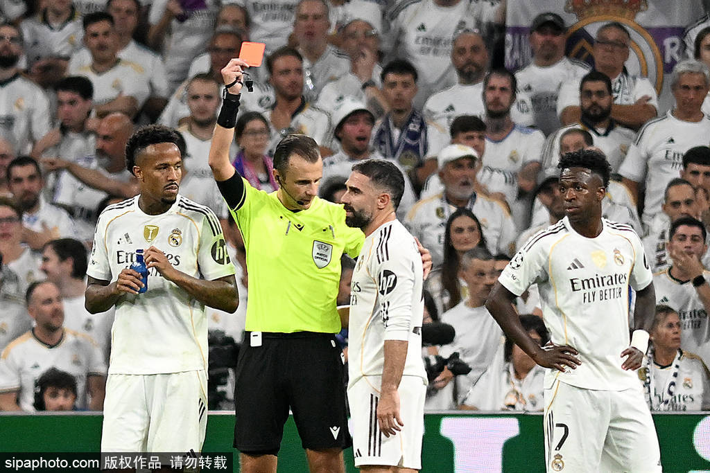 欧冠-姆巴佩双响卡瓦哈尔染红 皇马获争议点球2-1逆转马赛