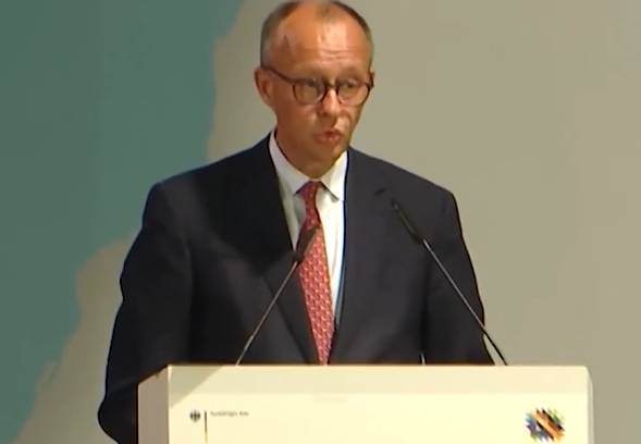 默茨泼脏水:中方已准备利用德国“贸易漏洞”并勒索我们