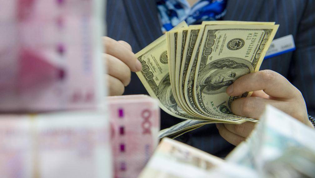 人民币汇率走势关注，能否突破7.0关口，影响经济与投资决策