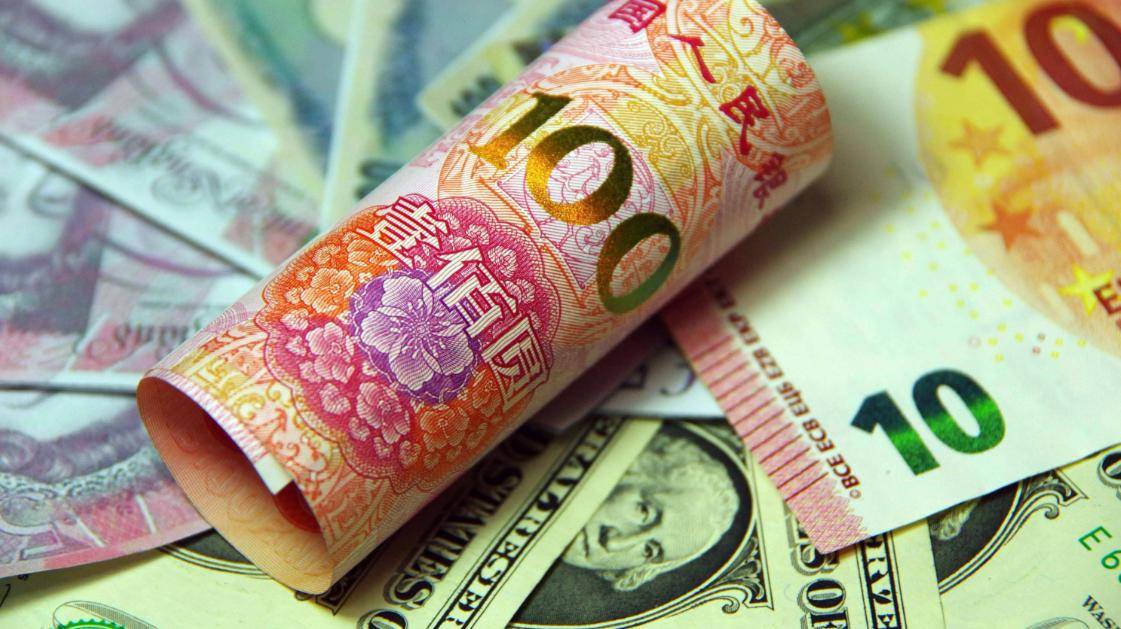 人民币汇率走势关注，能否突破7.0关口，影响经济与投资决策