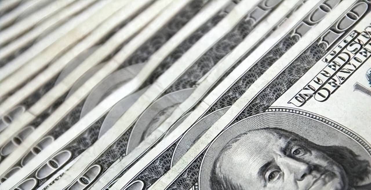 中国不忍了，给澳大利亚定下规矩：想卖铁矿石，就得用人民币交易