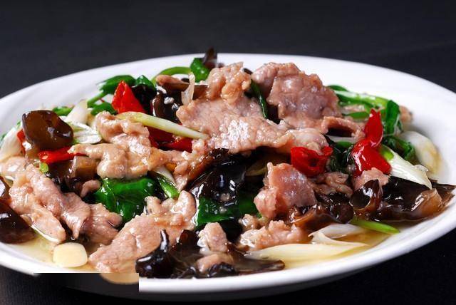 为什么炒肉时候会粘锅?掌握这4个技巧,炒出来的肉鲜香又滑嫩