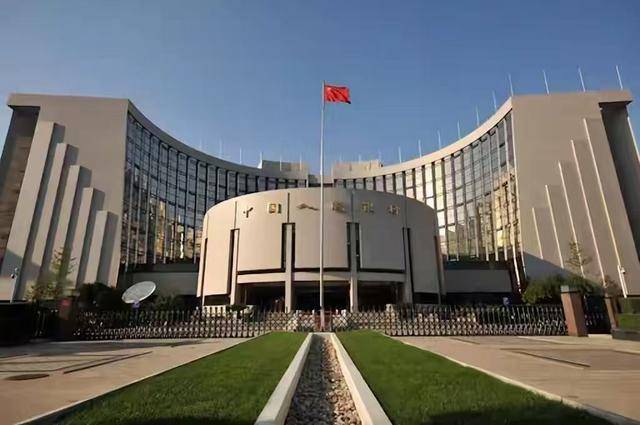 阿联酋连夜退群，放话只收人民币，美财长被迫承认5万亿随时砸盘